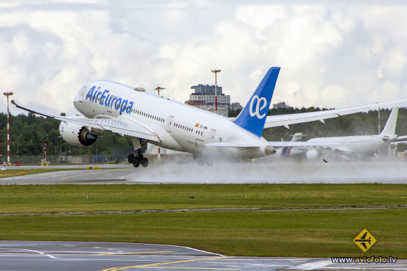 Boeing 787-8 Dreamliner